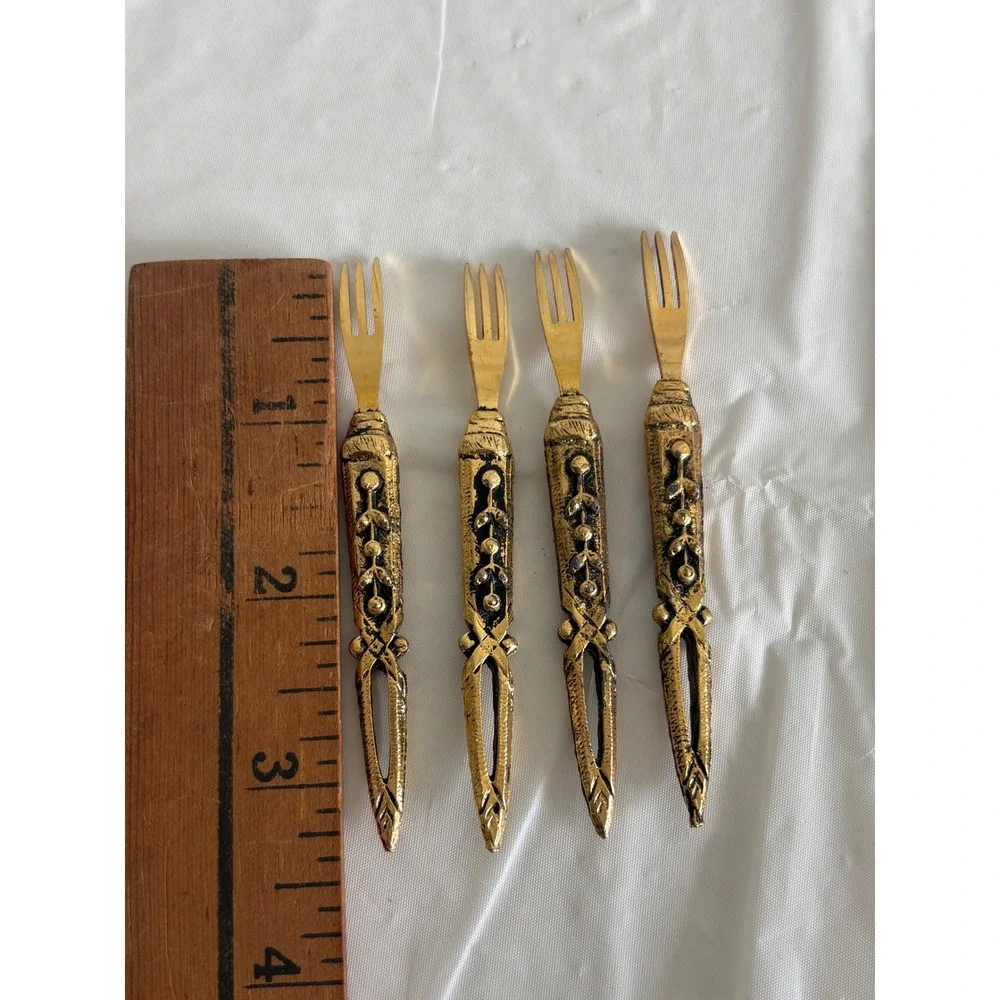 Vintage Set of 4 Ornate Gold Tone Cocktail Appetizer Forks Faux Pearl Coral Bead
